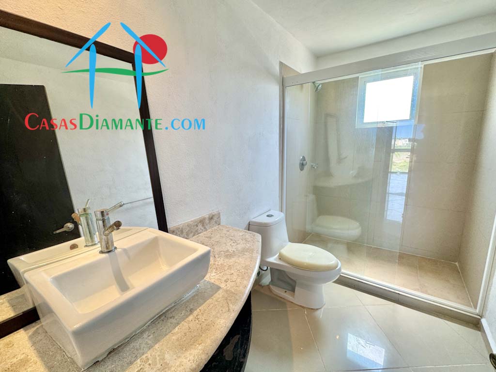 Pacífico Diamante Quilla PH 1 - Baño completo 1